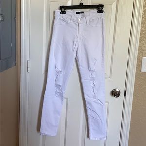 White de stressed skinny jeans